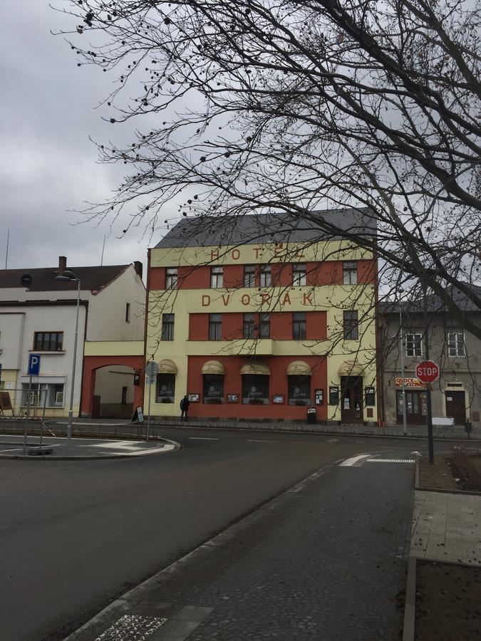 Hotel Dvorak Chrast Eksteriør billede